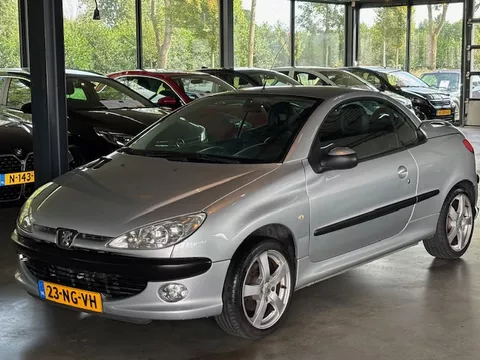 PEUGEOT 206 1.6 16V CC QUICKSILVER Premium