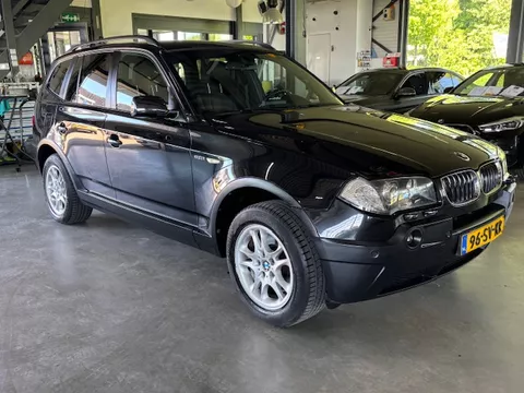 BMW X3 2.0 I High Executive mooi