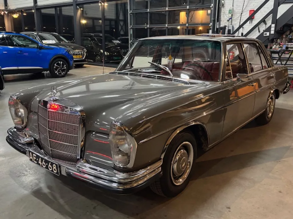 Mercedes Mercedes  250 S Sedan