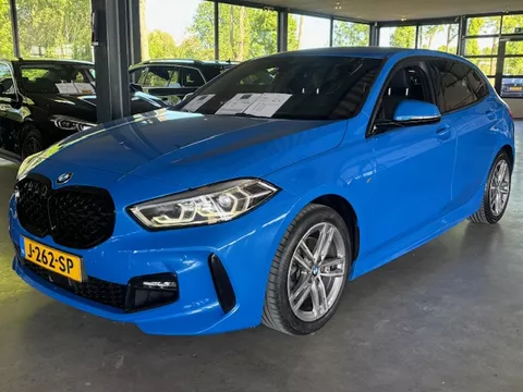 BMW 1-Serie (f40) 118i 140pk High Executive M-sport 50 JAHRE