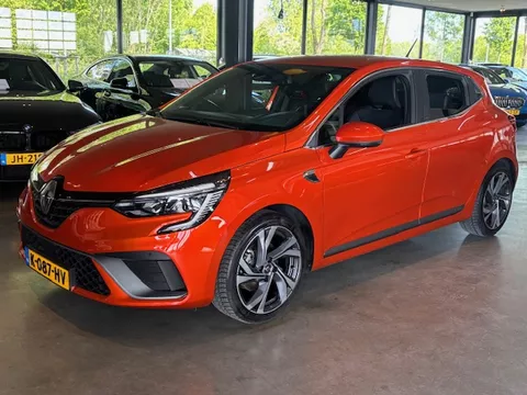RENAULT Clio 1.6 E-Tech Hybrid E-140 R.S Line